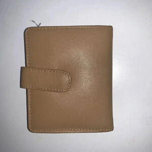 Golunski Genuine leather women's wallet tan/beige color